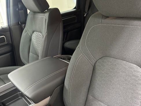 New 2026 RAM 1500 4x4 Crew Cab image 17