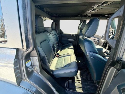 Used 2023 Ford Bronco Outer Banks image 29