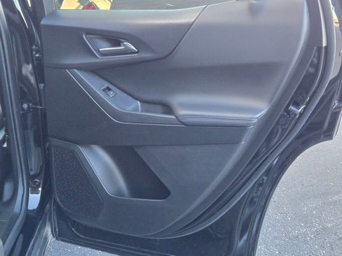 Used 2025 Chevrolet Equinox LT image 8