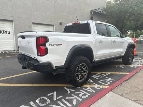 Used 2024 Chevrolet Colorado ZR2 w/ ZR2 Convenience Package III AWD/4WD image 7