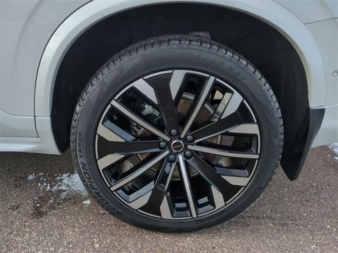 New 2026 Volvo XC90 B6 Plus image 6