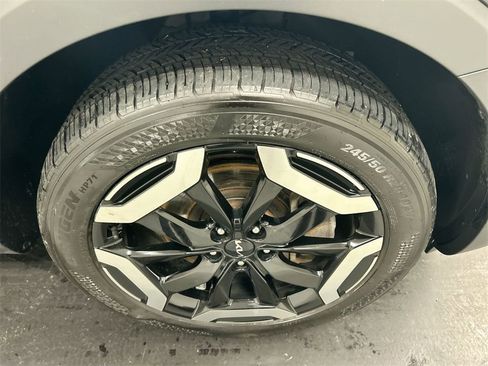 Certified 2023 Kia Telluride S w/ S Sunroof Package image 8