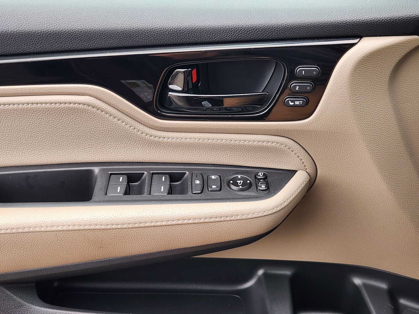 Used 2018 Honda Odyssey Elite image 21