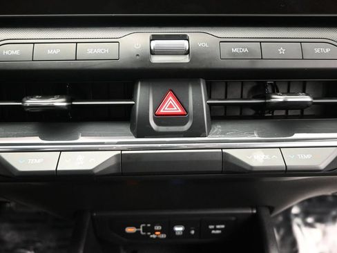 Certified 2025 Kia K4 EX FWD image 31