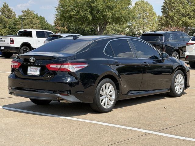 Used 2019 Toyota Camry LE FWD image 4
