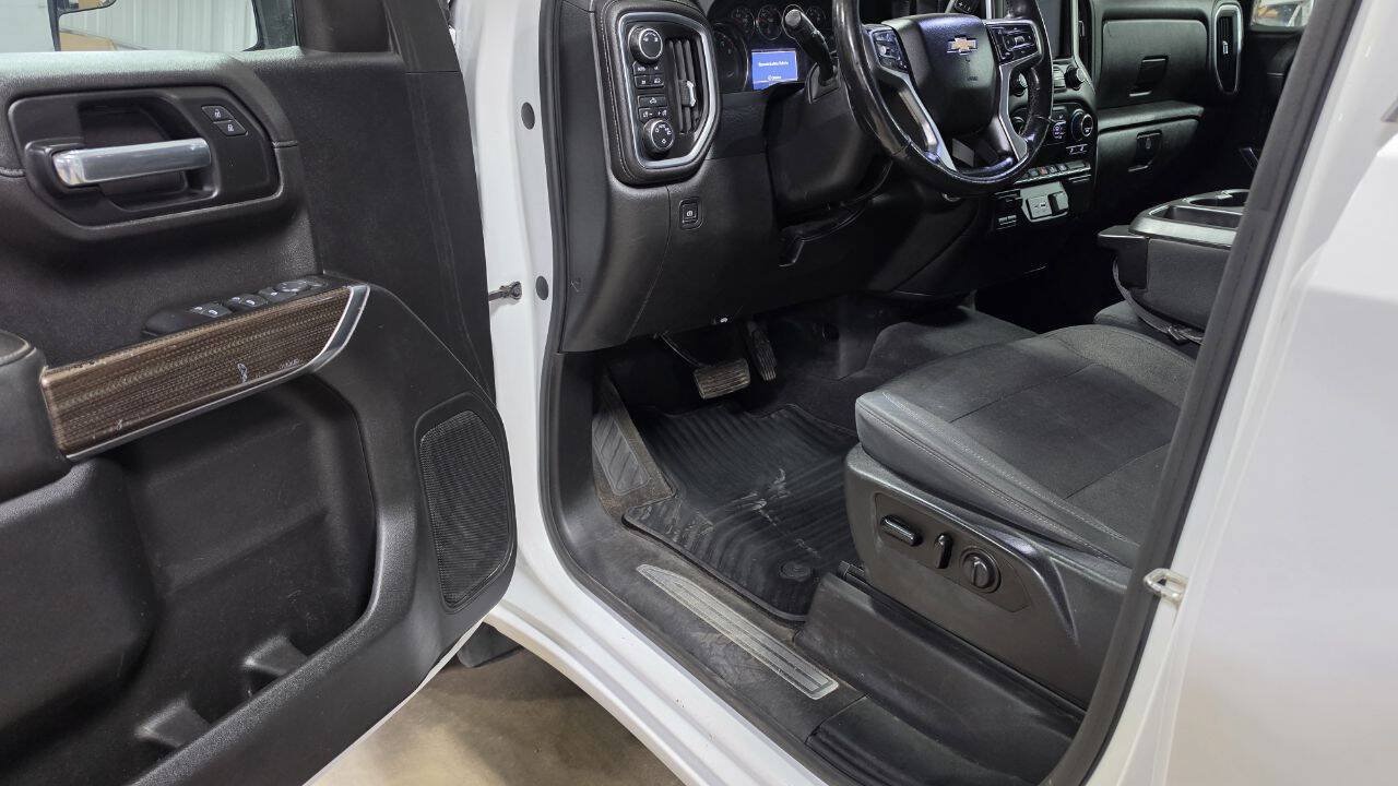 Used 2019 Chevrolet Silverado 1500 LT w/ All-Star Edition AWD/4WD image 20