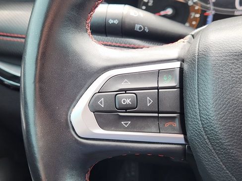 Used 2022 Jeep Compass Trailhawk w/ Trailhawk Convenience Group AWD/4WD image 28