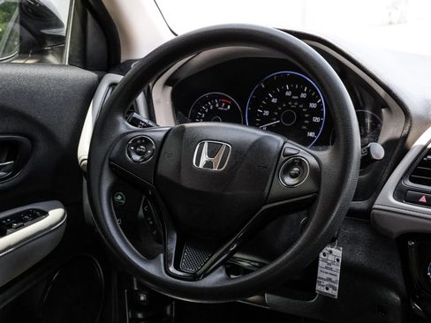 Used 2021 Honda HR-V LX image 25