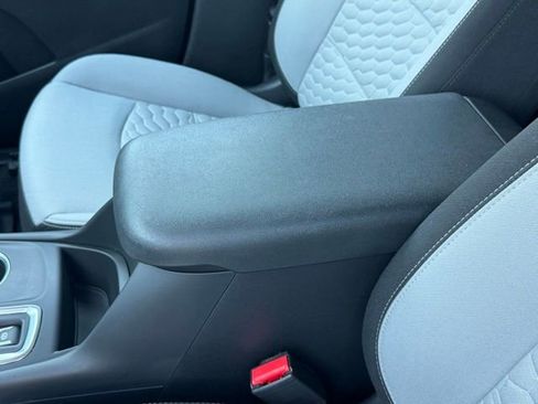 Certified 2021 Chevrolet Equinox LT image 34