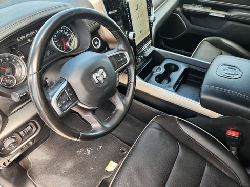 Used 2022 RAM 1500 Laramie w/ Laramie Southwest Edition AWD/4WD image 14