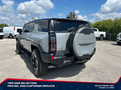 Used 2024 GMC Hummer EV 2X w/ Extreme Off-Road Package AWD/4WD image 7