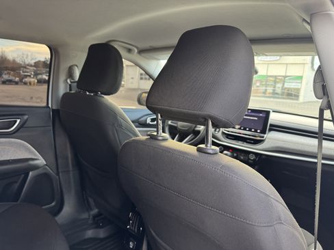 Used 2022 Jeep Compass Sport image 17