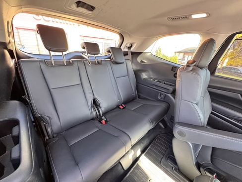 Used 2024 Subaru Ascent Limited image 30