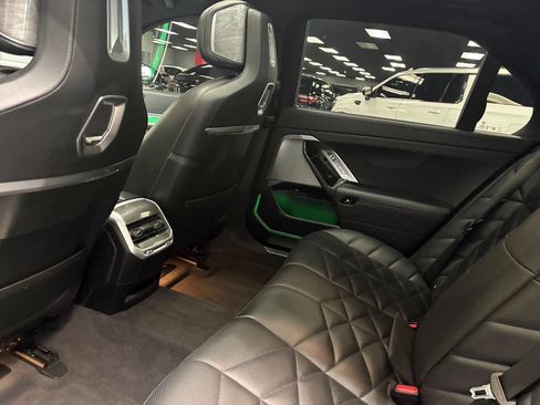 Used 2025 BMW 740i w/ Premium Package image 54