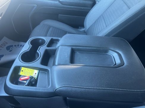 Used 2024 GMC Sierra 1500 Elevation image 12
