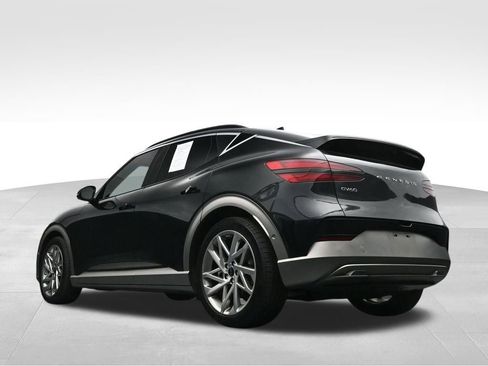 Used 2025 Genesis GV60 Advanced AWD/4WD image 38