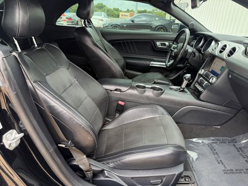 Used 2020 Ford Mustang GT Premium RWD image 24
