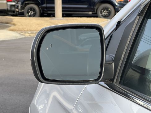 Certified 2023 Ford Edge SEL w/ Convenience Package image 31