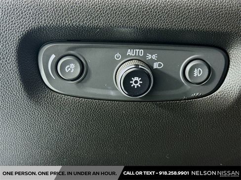 Used 2019 Chevrolet Traverse RS w/ LPO, Cargo Package image 10