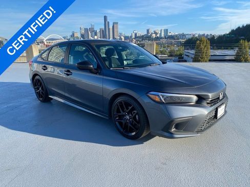 Used 2023 Honda Civic Sport image 1