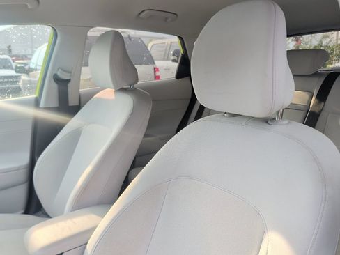 Used 2024 Hyundai Kona SEL FWD image 9