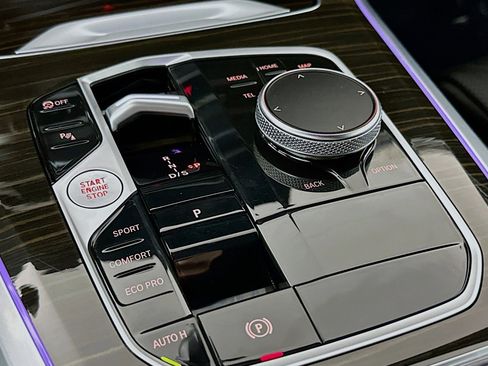 Used 2024 BMW X5 sDrive40i image 7