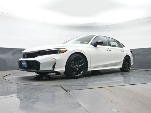 Used 2025 Honda Civic Sport image 23