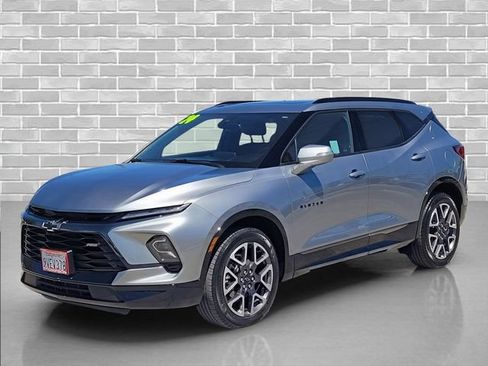 Certified 2024 Chevrolet Blazer RS w/ Enhanced Convenience Package AWD/4WD image 10