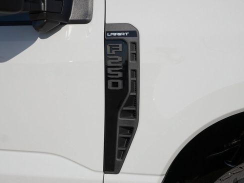 New 2026 Ford F250 Lariat w/ Black Appearance Package AWD/4WD image 8