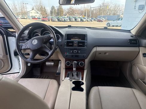 Used 2011 Mercedes-Benz C 300 4MATIC Sedan image 9