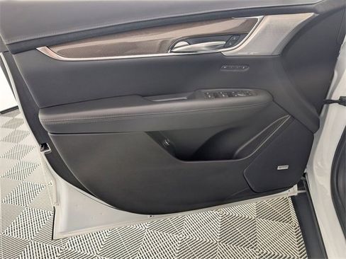 Used 2023 Cadillac XT5 Sportv w/ Platinum Package image 10