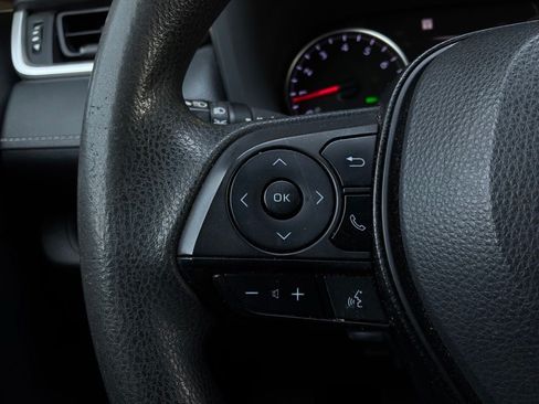 Used 2019 Toyota RAV4 XLE FWD image 38