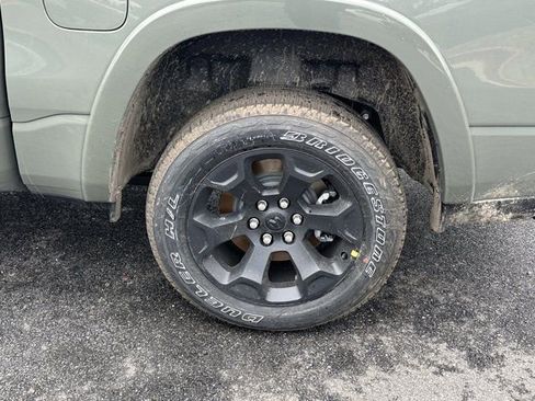 New 2026 RAM 1500 4x4 Crew Cab image 19