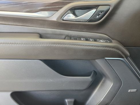 Used 2021 GMC Yukon Denali w/ Advanced Technology Package RWD image 17