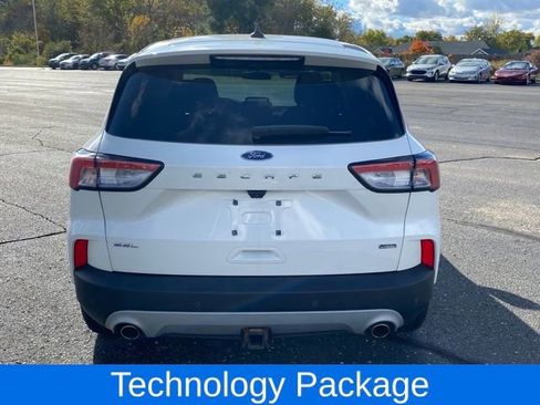 Used 2022 Ford Escape SEL w/ Technology Package image 4
