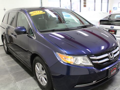 Used 2014 Honda Odyssey EX image 3