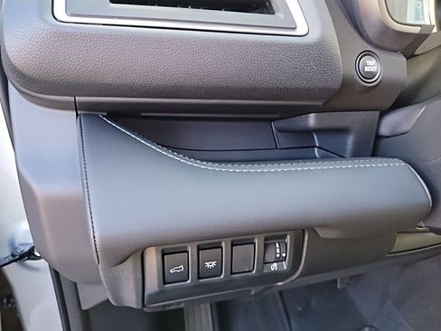 New 2026 Subaru Ascent Limited AWD/4WD image 23