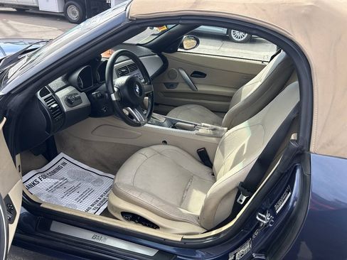 Used 2003 BMW Z4 2.5i RWD image 21