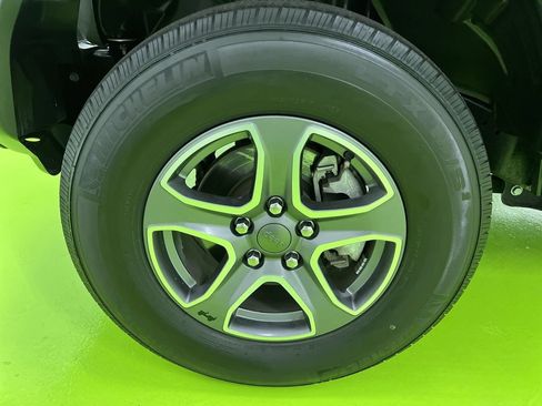 Used 2022 Jeep Wrangler Unlimited Sport AWD/4WD image 14