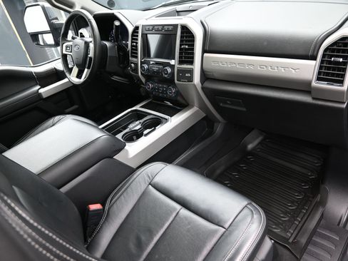 Used 2020 Ford F350 Lariat w/ Lariat Ultimate Package image 40