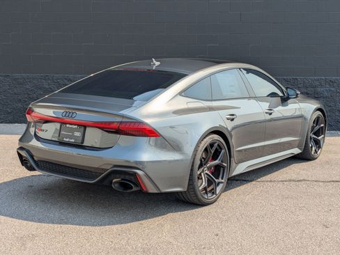 Certified 2025 Audi RS 7 Performance AWD/4WD image 3