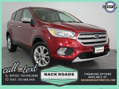 Used 2019 Ford Escape SE image 1
