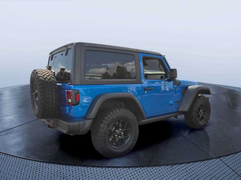 Used 2025 Jeep Wrangler Sport AWD/4WD image 6