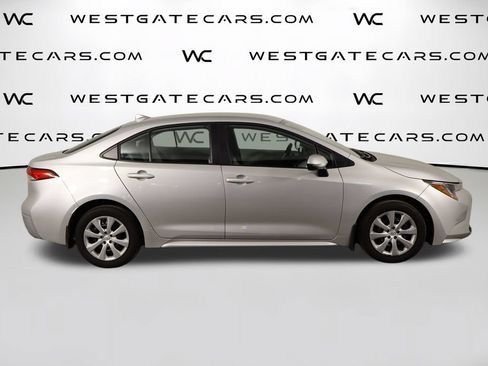 Used 2025 Toyota Corolla LE FWD image 45