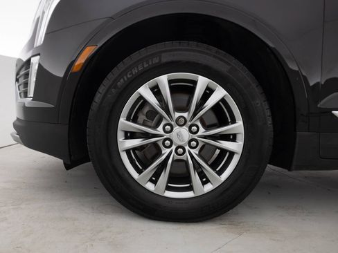 Used 2021 Cadillac XT5 Premium Luxury AWD/4WD image 17