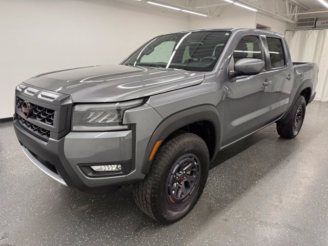 Used 2026 Nissan Frontier PRO-4X AWD/4WD image 5
