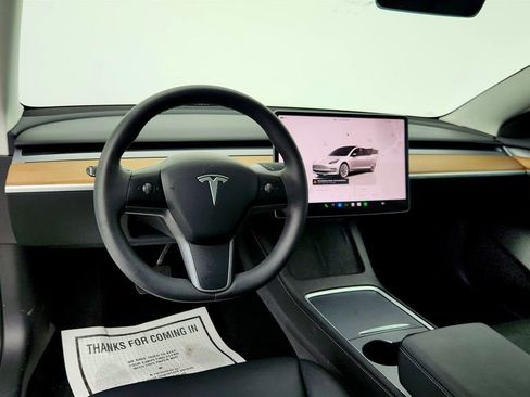 Used 2023 Tesla Model 3 Standard Range image 11