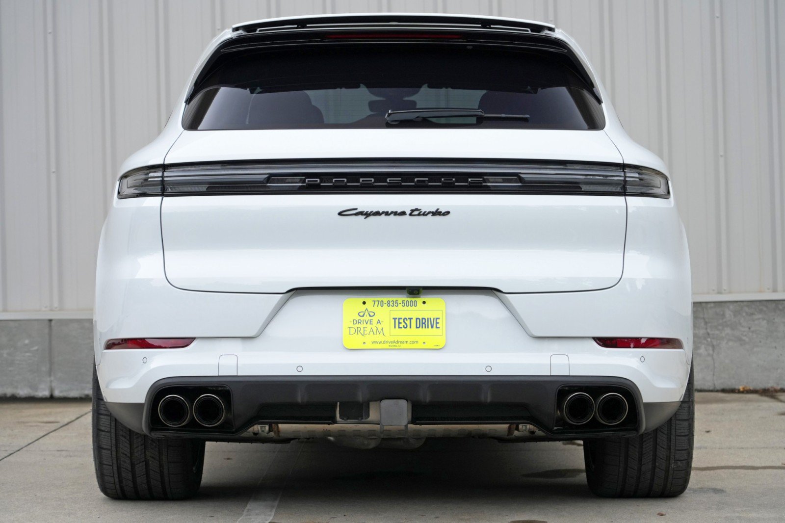 Used 2024 Porsche Cayenne Turbo AWD/4WD image 11