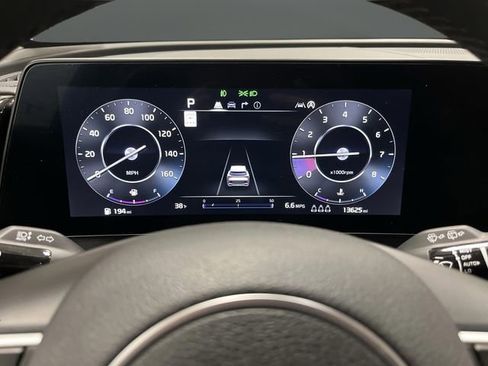 Used 2025 Kia Sportage SX image 18