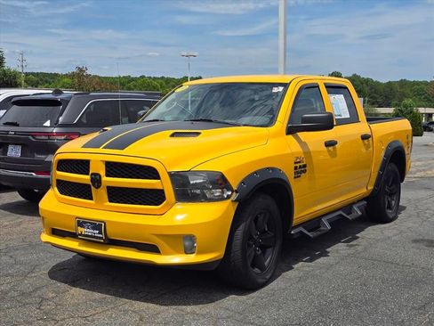Used 2019 RAM 1500 Express w/ Wheel & Sound Group AWD/4WD image 2